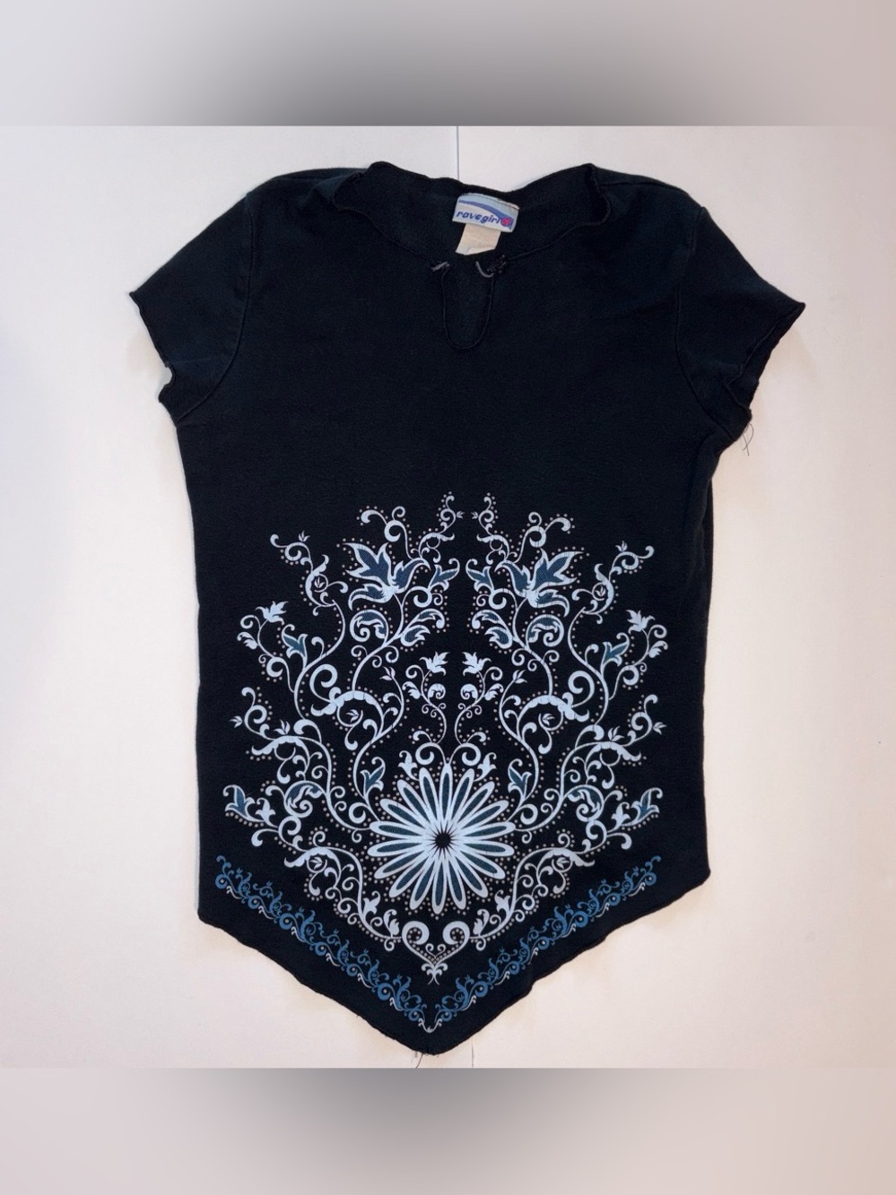 VTG ravegirl black baby bandana style tee